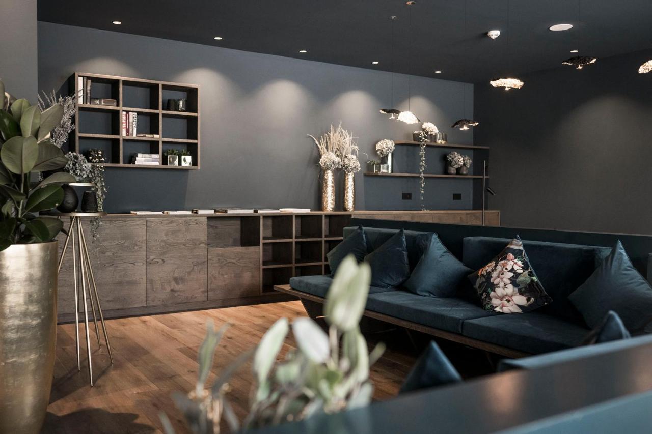 Post Hotel - Tradition & Lifestyle Adults Only San Candido Bagian luar foto